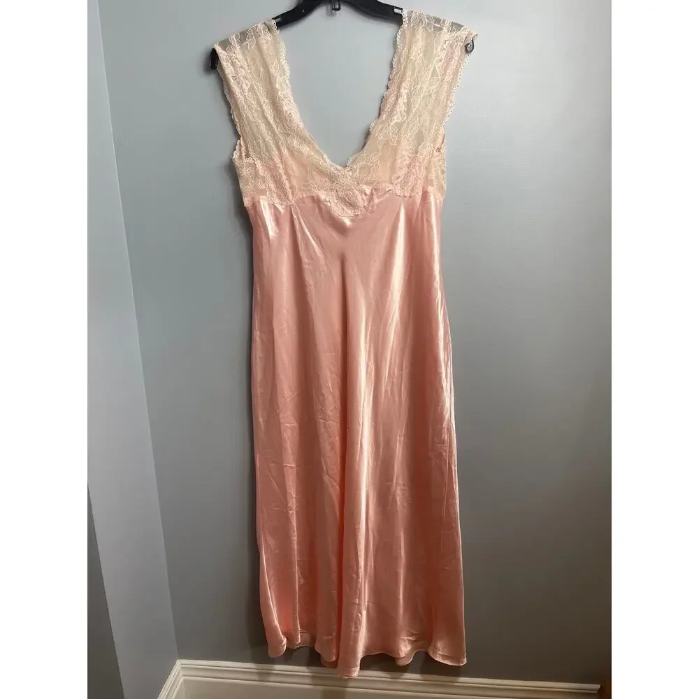 Vintage Y2K Gilligan & O'Malley  Pink Satin Maxi Slip Dress Nightgown - Size L